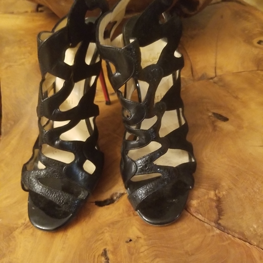 Christian louboutin womens black leather bootie size 40 US 10